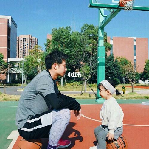 米叻:男士煥發(fā)新生的護發(fā)利器 米叻:男士煥發(fā)新生的護發(fā)利器